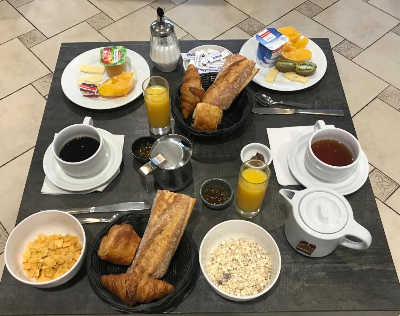 Le Strasbourg Hotel Montpellier Eksteriør billede