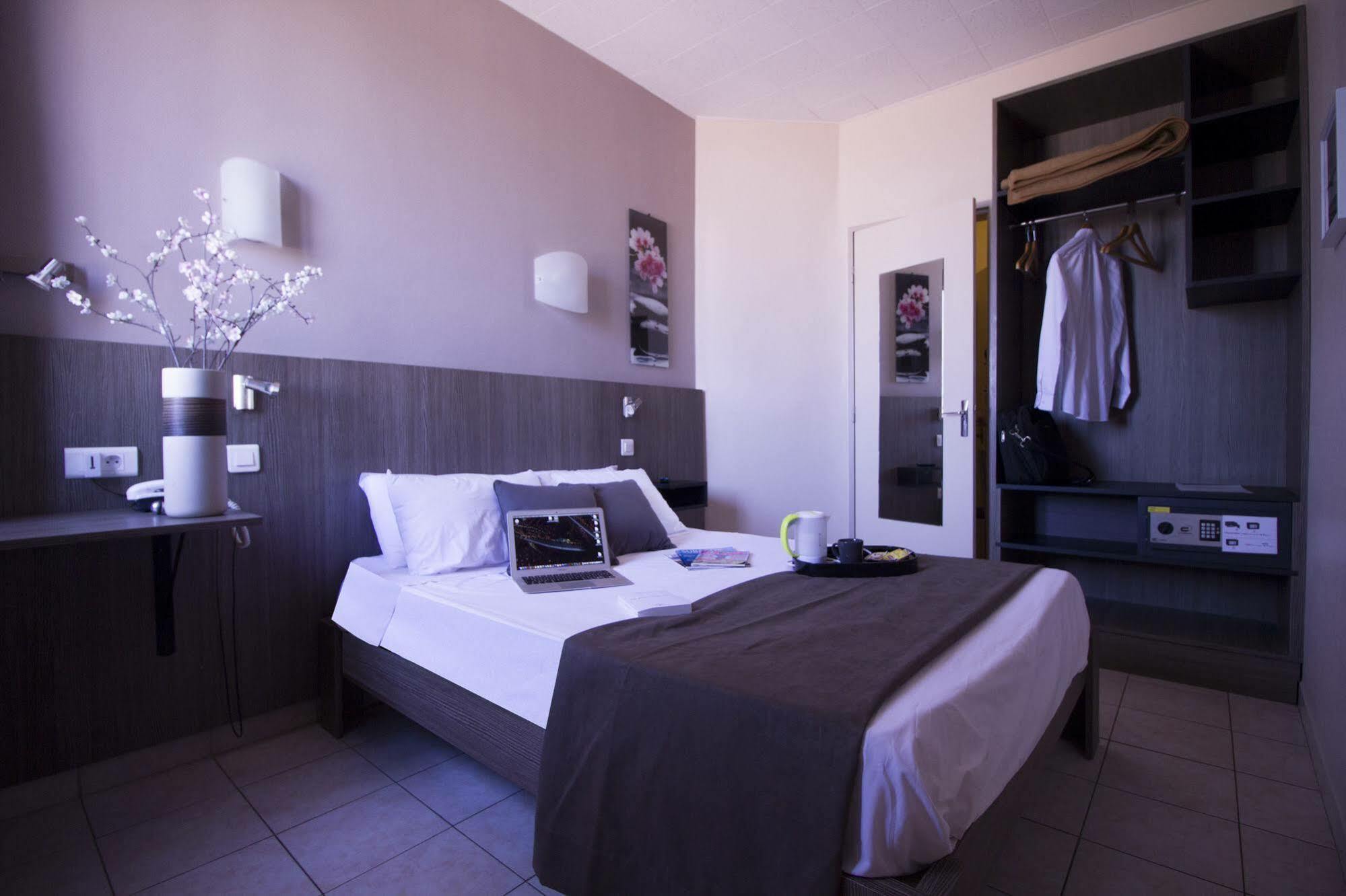Le Strasbourg Hotel Montpellier Eksteriør billede